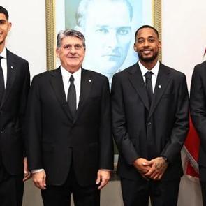 Herkes şaşkın! Beşiktaş suskun başladı! Transferleri d&uuml;nyada 'ilk 5'e' girerek bitirdi