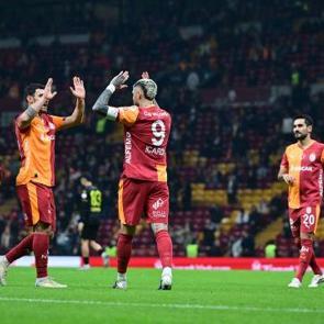 Kupada Aslan şov! Galatasaray fişi ilk yarıda &ccedil;ekti