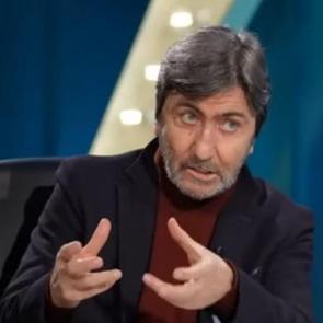 Rıdvan Dilmen'den Fenerbah&ccedil;e i&ccedil;in şampiyonluk kehaneti: G.Saray ma&ccedil;ını kaybetmezse...