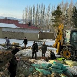Sivas'ta besiciyi kahreden manzara: 40 koyun telef oldu 