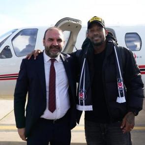 Beşiktaş tarihine ge&ccedil;en transfer Amir Murillo, İstanbul'a geldi