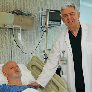 Tıpta ender vaka: 12 Santimlik Anevrizma kapalı y&ouml;ntemle tedavi edildi