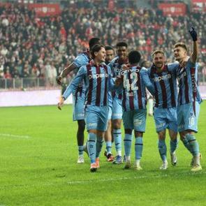 Trabzon'da yerel basında 3-0 coşkusu: Kuzeyin değil alemin kralı