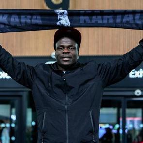 Transferden saatler sonra ortaya &ccedil;ıktı: Beşiktaş tarihinde bir ilk