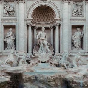 Trevi &Ccedil;eşmesi&rsquo;ne giriş &uuml;cretli oldu: Ziyaret&ccedil;ilerden 2 avro alınacak