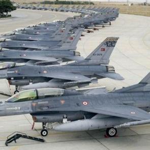 T&uuml;rkiye'den tarihi hamle! &Uuml;lkede T&uuml;rk helikopterleri operasyona &ccedil;ıktı...