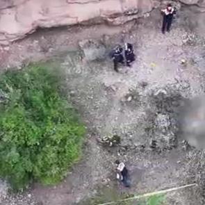 4 g&uuml;nd&uuml;r aranıyordu, 100 metrelik u&ccedil;urumda &ouml;l&uuml; bulundu