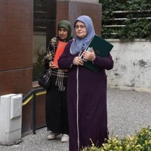 &Ccedil;ocukluk hayaliydi: Mukaddes teyze Kur'an-ı Kerim aşkı ile herkese &ouml;rnek oluyor