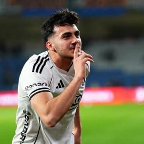 Ma&ccedil;ın kahramanı konuştu! 'Geri d&ouml;n&uuml;ş&uuml;n sinyalleri oldu'