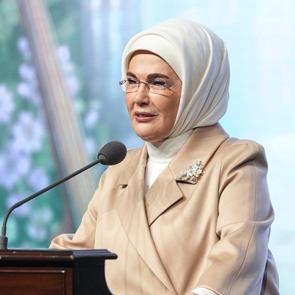 Emine Erdoğan'dan '9 Şubat D&uuml;nya Sigarayı Bırakma G&uuml;n&uuml;' paylaşımı