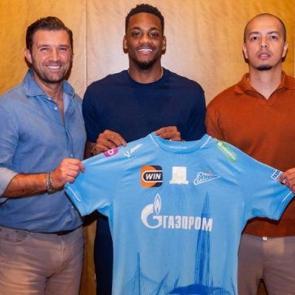 Fenerbah&ccedil;e'de Jhon Duran ayrılığı kesinleşti! İşte yeni adresi