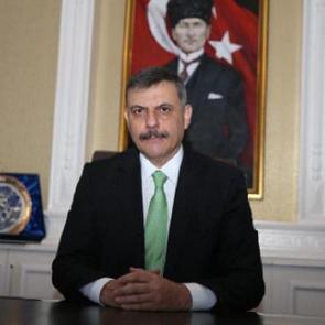 İ&ccedil;işleri Bakanı &Ccedil;ift&ccedil;i'den ilk a&ccedil;ıklama: &Ccedil;ok ağır bir g&ouml;rev, dua bekliyorum