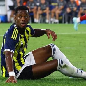 Duran'a &uuml;lkesinden sert eleştiri: 'Kişiliği y&uuml;z&uuml;nden transferi askıya alındı'