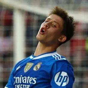 Real Madrid efsanesinden sert eleştiri! Arda G&uuml;ler'i adeta topa tuttu