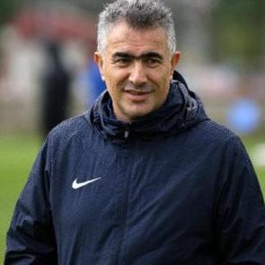 S&uuml;per Lig efsanesi 1. Lig'de işler k&ouml;t&uuml; gidince ayrılık kararı aldı