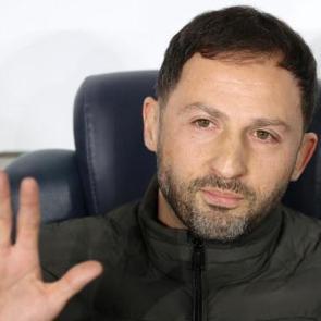 Tedesco'dan oyuncusuna &ouml;vg&uuml;: O mutluysa ben de mutluyum