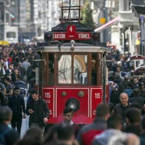 T&Uuml;İK a&ccedil;ıkladı: T&uuml;rkiye n&uuml;fusu 86 milyon 92 bini ge&ccedil;ti