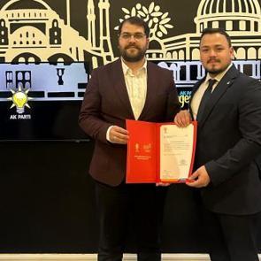 AK Parti Altınordu gen&ccedil;liğinde bayrak değişimi 