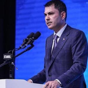 Bakan Kurum: '&Ccedil;&ouml;p kutusuyla &ouml;v&uuml;n&uuml;p 455 bin yuvayı beğenmiyorlar!'