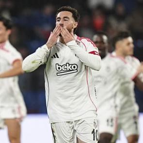 Orkun K&ouml;k&ccedil;&uuml;'den muhteşem seri! Yıllar sonra başaran ilk oyuncu oldu