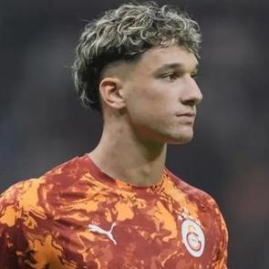 Galatasaray'da '&Ccedil;ağrı Balta' krizi: Fenerbah&ccedil;e i&ccedil;in antrenmanlara &ccedil;ıkmayacak