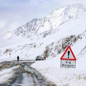 Meteoroloji'den iki b&ouml;lgeye &ccedil;ığ uyarısı! 'Dikkatli olun'