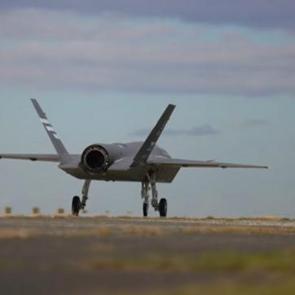 KIZILELMA g&ouml;z doldurdu: Manevra kabiliyeti ile dikkatleri &uuml;zerine &ccedil;ekti!