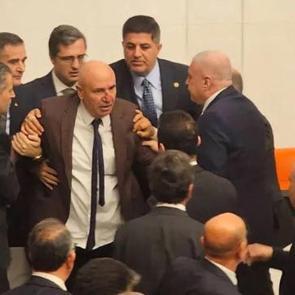 Meclis'te arbede polemiği: AK Partili vekilden Mahmut Tanal'a "haddinizi bilin" &ccedil;ağrısı