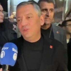 &Ouml;zg&uuml;r &Ouml;zel, 'Uğur getirmek i&ccedil;in geldim' demişti! Ma&ccedil; sonu eleştiri yağmuruna tutuldu