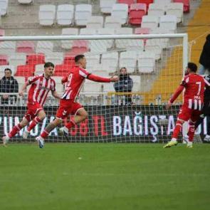  Sivasspor beraberliğe "abone" oldu