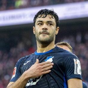 Ozan Kabak eski takımına para kazandırabilir!