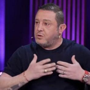 Nihat Kahveci, 'kalplerini kırdın' diyerek Fenerbah&ccedil;e'yi eleştirdi: &Ccedil;&ouml;pe attın