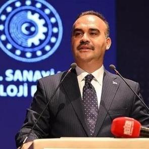 Bakan Kacır: Ankara, T&uuml;rkiye&rsquo;nin kalkınma hamlesinde &ouml;nc&uuml; rol &uuml;stleniyor!