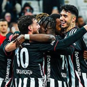 Beşiktaş'ta Emirhan Top&ccedil;u şoku: Galatasaray ma&ccedil;ında yok!