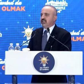 B&uuml;lent Turan'dan salonu ayağa kaldıran s&ouml;zler: Bir adamın nefsi i&ccedil;in Erdoğan'ı yormayalım