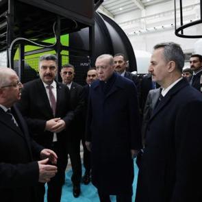 Cumhurbaşkanı Erdoğan, HAVELSAN Teknoloji Kamp&uuml;s&uuml;'nde incelemelerde bulundu