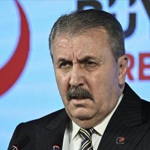 Mustafa Destici: T&uuml;m mazlumlar i&ccedil;in g&uuml;&ccedil;l&uuml; olmak zorundayız