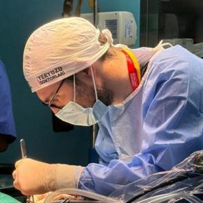 G&ouml;n&uuml;ll&uuml; doktorların sağlık seferberliği belgesele konu oldu