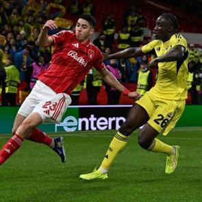 İngiltere'de galibiyet yetmedi! Fenerbah&ccedil;e Avrupa'ya veda etti