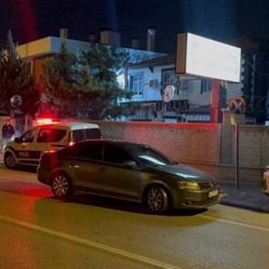 Polis merkezinde cinayet: Babamın vurduğunu g&ouml;r&uuml;nce bı&ccedil;akladım