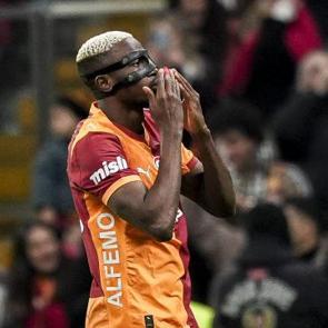 Osimhen'den derbi s&ouml;zleri! 'Bizi &ccedil;ok kaliteli bir takım bekliyor'