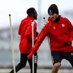 Sivasspor&rsquo;da, Serikspor ma&ccedil;ı hazırlıkları s&uuml;r&uuml;yor