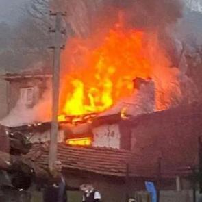 Soba faciası yaşlı &ccedil;ifti ayırdı