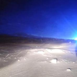 T&uuml;nel girişine &ccedil;ığ d&uuml;şt&uuml;: Yol ulaşıma kapandı