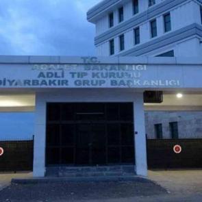 Akraba aileler arasında kavga: 1 &ouml;l&uuml;, 3 yaralı