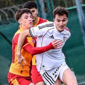 Beşiktaş derbiden Galatasaray'ı tek golle devirdi
