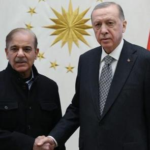 Cumhurbaşkanı Erdoğan, Pakistan Başbakanı Şerif ile g&ouml;r&uuml;şt&uuml;