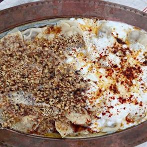 D&uuml;nyada cevizle servis edilen tek mantı: Sinop mantısı