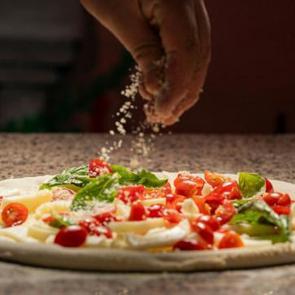 Evde kolay pizza hamuru tarifi