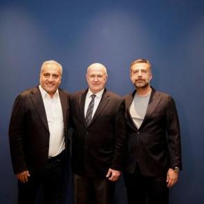 Fenerbah&ccedil;e'de s&uuml;rpriz g&ouml;revlendirme! Kul&uuml;p efsanesi geri d&ouml;nd&uuml;